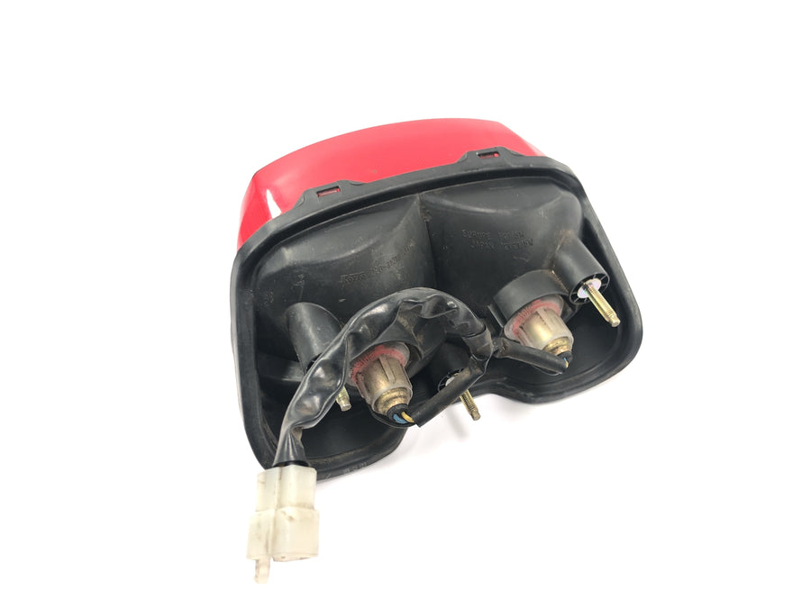 Yamaha XJR 1300 RP02 [1999] - Luz traseira da unidade de luz de freio