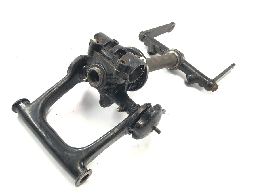 DKW NZ 250 [1938] - Grampos do garfo dianteiro na frente