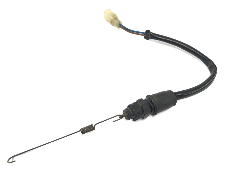 Kawasaki ZRX 1200 S ZRT20A [2002] - Interruptor da luz de freio na parte traseira