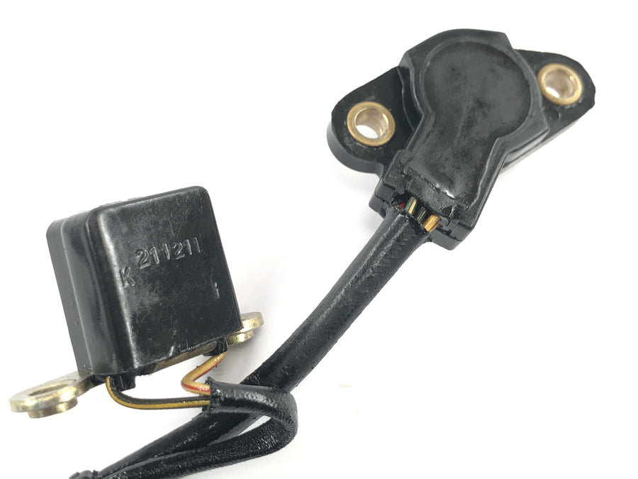 KTM RC 125 [2016] - Interruptor neutro do sensor de marcha com gerador de pulsos de captação