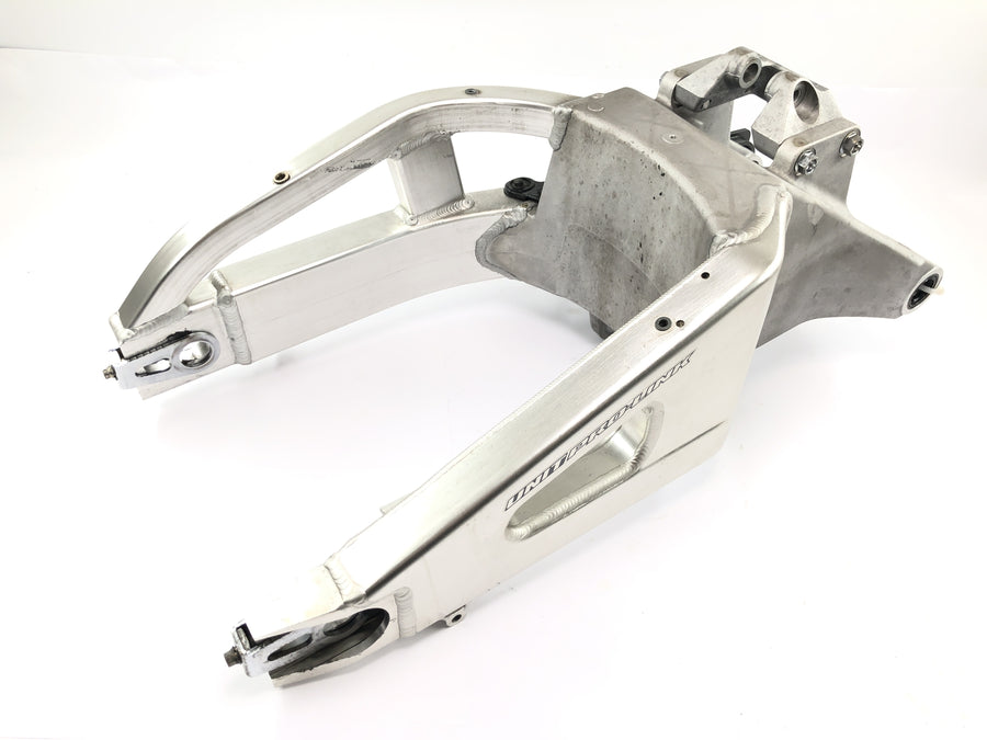 Honda CBR 600 RR PC37 [2004] - Braço oscilante traseiro alumínio