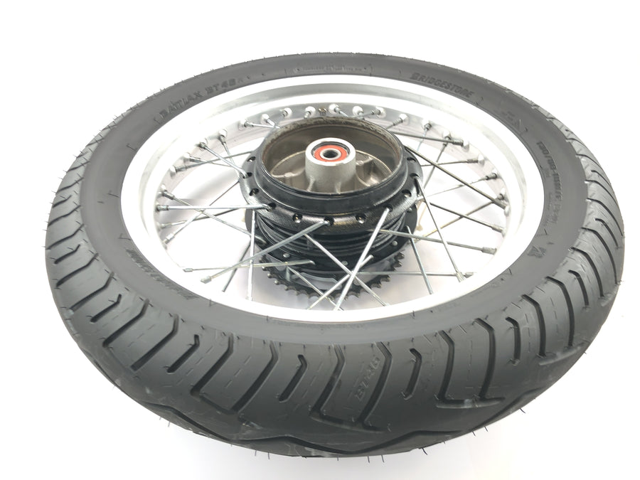 Kawasaki W 650 EJ650A [1999] - roda traseira, aro da roda traseira, roda raiada 2,75 x 18"