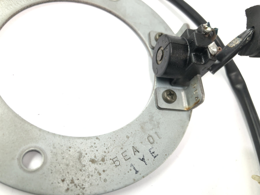 Yamaha XJR 1300 RP06 [2002] - Placa de controle da placa do estator do alternador do captador