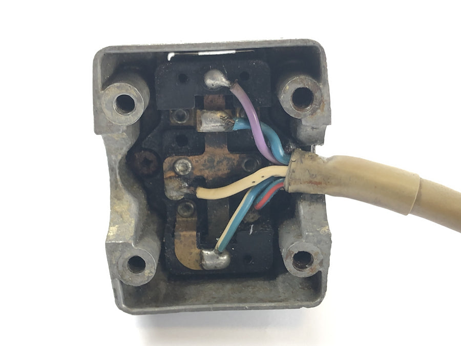 Triumph Bonneville T140V [1976] - Switch do guidão à direita Lucas