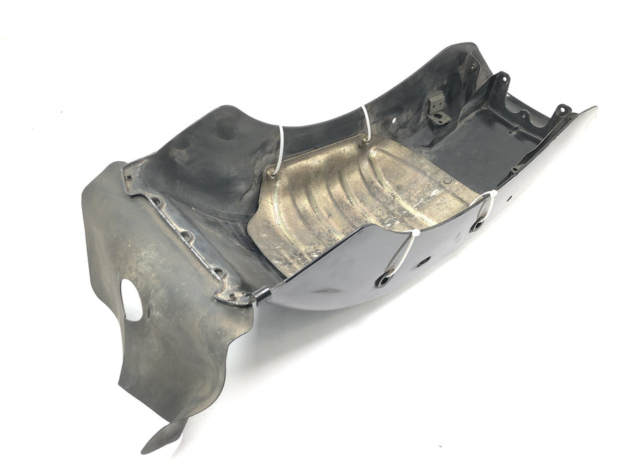 Yamaha XVS 650 Drag Star VM03 [2001] - Kot Wing na folha de proteção de pára -choque traseiro