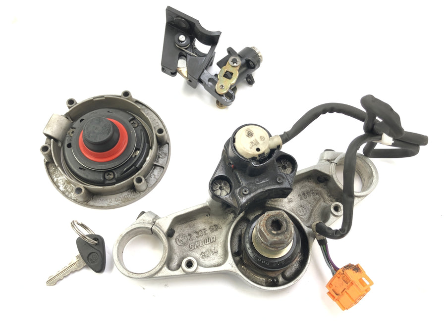 BMW R 1100 S R11S [2005] - Locksmith com o Fork Bridge na trava de trava de ignição de 40 mm superior