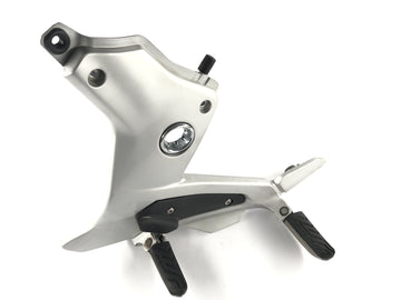 Moto Guzzi Norge 1200 [2006] - Placa de apoio para os pés esquerda - 0