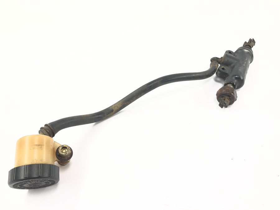 Husqvarna te 610 8ae [1994] - Bomba de freio na parte traseira do cilindro de freio principal