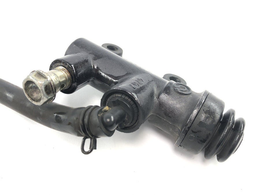 Ducati Monster S4R M4 [2004] - Cilindro de freio da bomba de freio traseiro