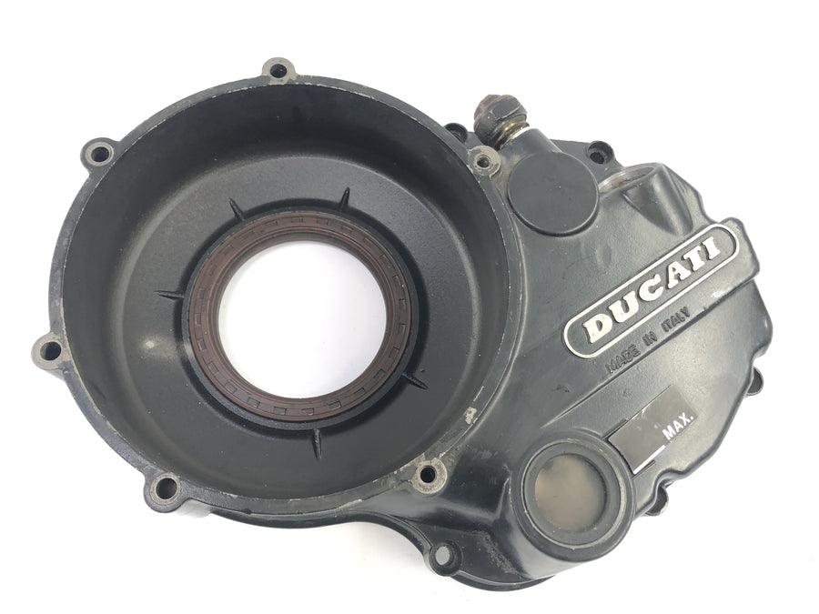 Ducati 900 SS [1991] - Tampas de acoplamento dentro da tampa do motor entre a capa