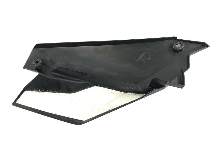 SWM RS 125 R B2 [2020] - Carenagem lateral tampa lateral parte esquerda