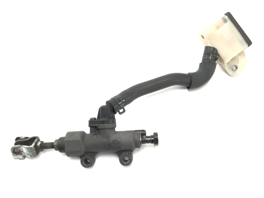 Honda NSR 125 JC22 [1998] - Bomba de freio na parte traseira do sistema de freio de freio principal