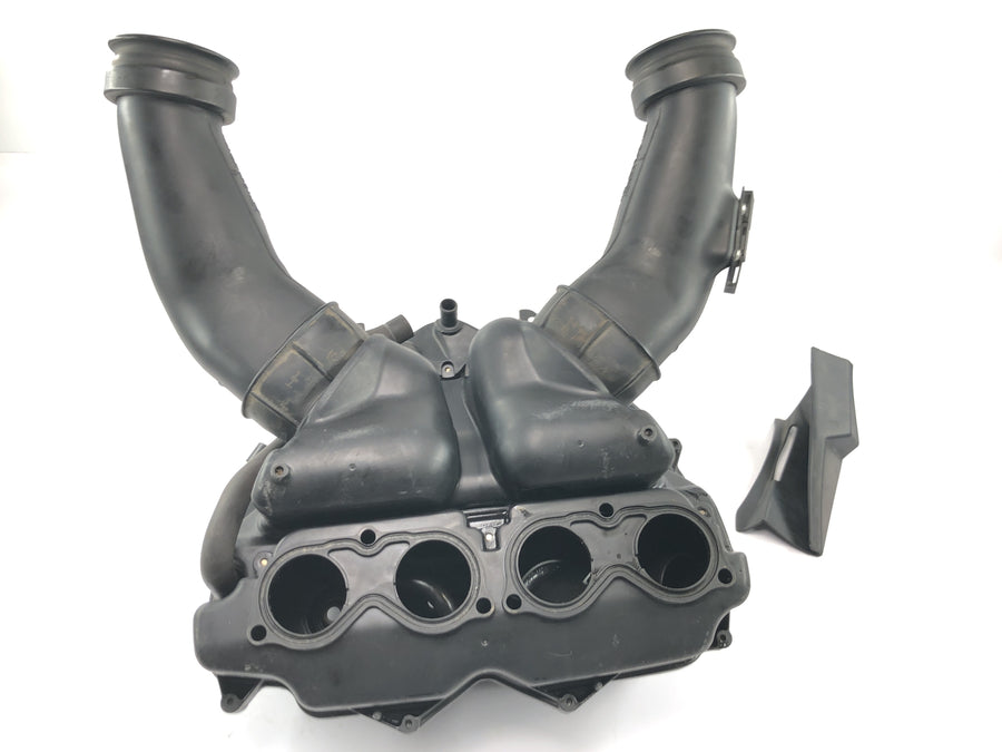 Honda CBR 600 RR PC37 [2004] - Coletor de ar da caixa de entrada da caixa de filtro de ar