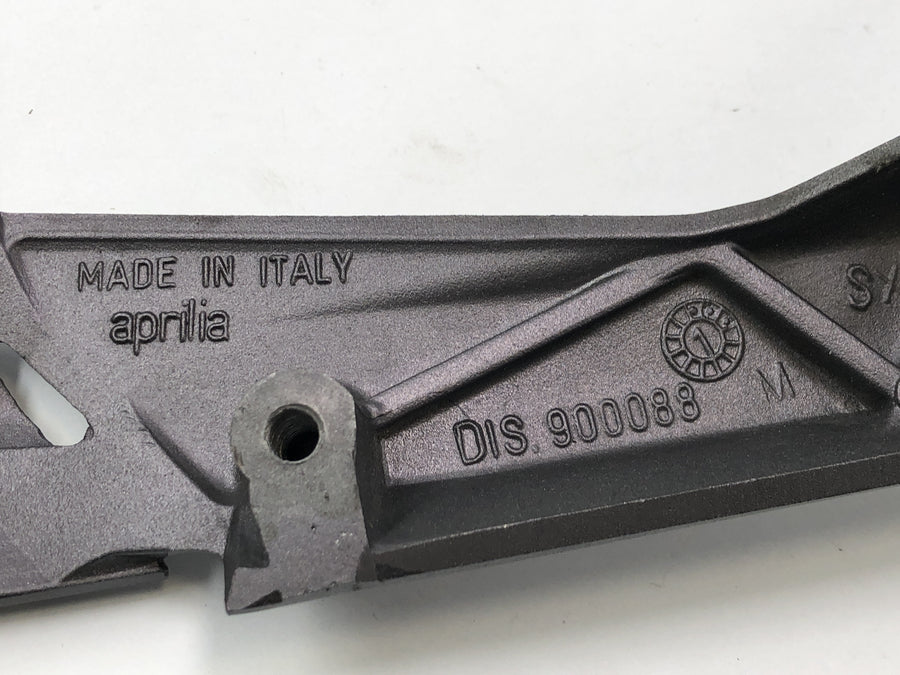 Aprilia RST 1000 FUTURA [2002] - Pediatric para o apoio de pé à esquerda com suporte para os pés do suporte à esquerda