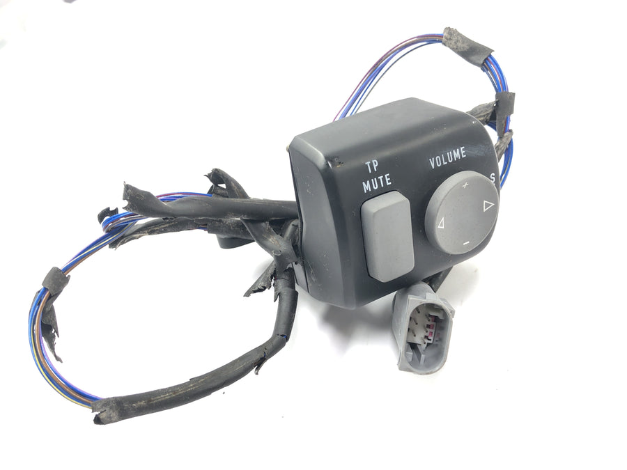BMW R 1200 CL K30 [2003] - Seção Rádio Seção Controle de Volume Remetentes de Pesquisa Chave de Controle de Pesquisa à esquerda