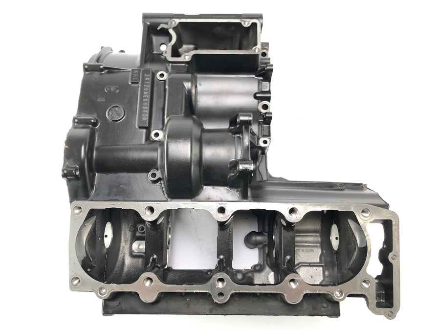 Kawasaki ZRX 1200 S ZRT20A [2002] - Motor Housing Casas vazias
