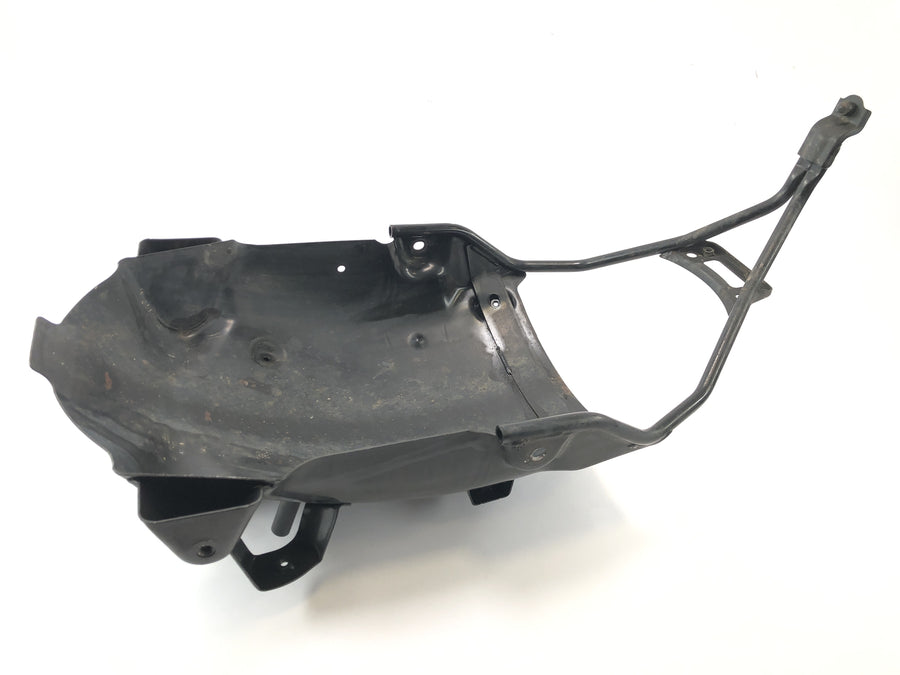 Suzuki VZ 1500 WVCU [2011] - forro interno do paralama guarda-lamas traseiro