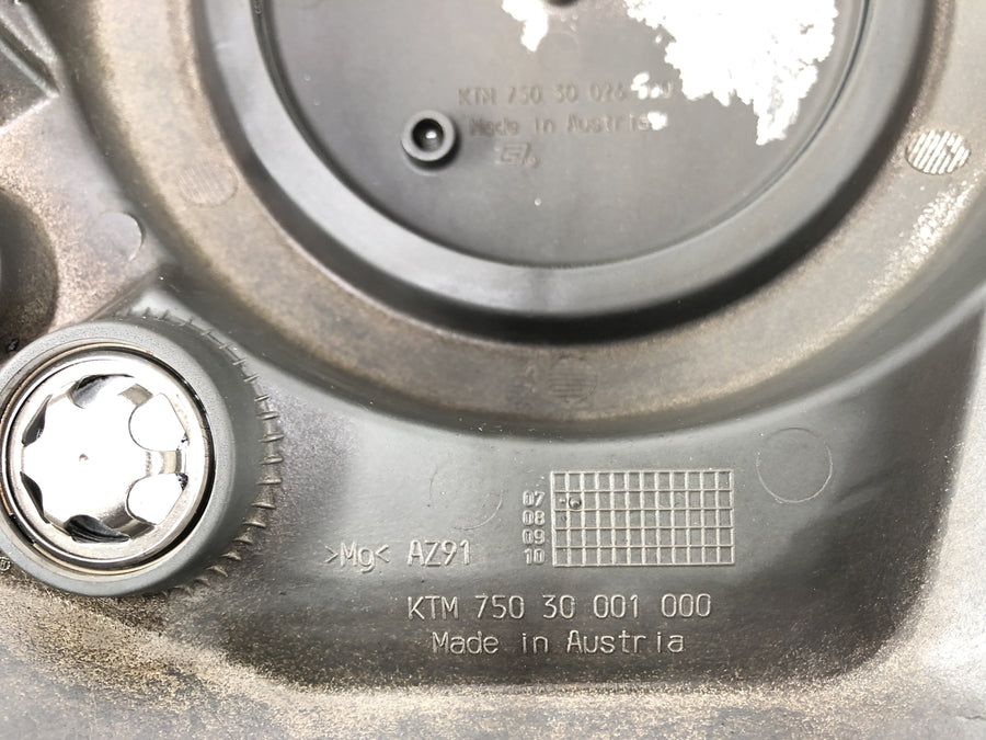 KTM 690 SM Prestige [2007] - tampa da tampa da embreagem tampa