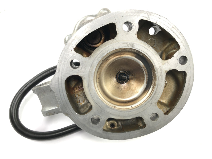 Yamaha DT 125 R DE03 [2000] - Tampa do cabeçote com conexão de água