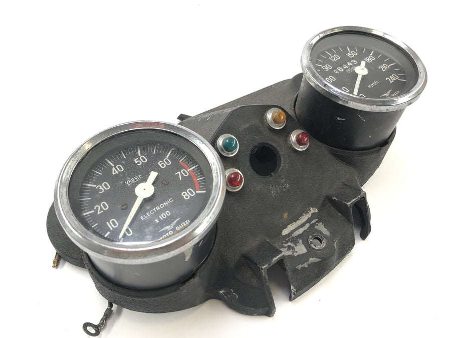 Moto Guzzi V7 Special [1971] - Cockpit de Tacho