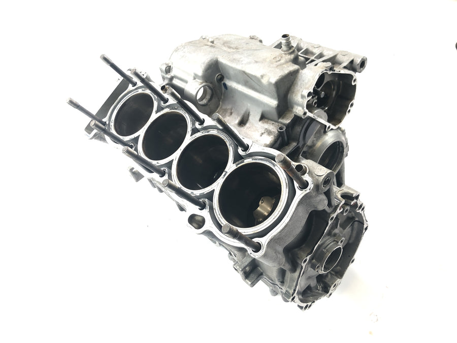 Yamaha YZF R1 RN04 [2001] - Bloco motor cárter cárter com pistões