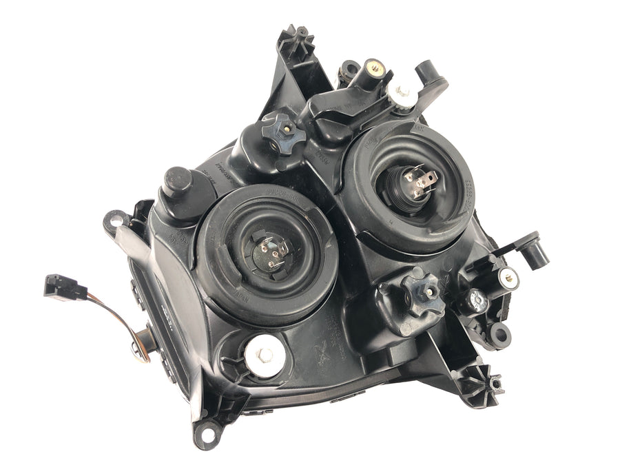 Suzuki GSX R 1000 WVBZ K3 [2003] - Inserção da lâmpada do farol