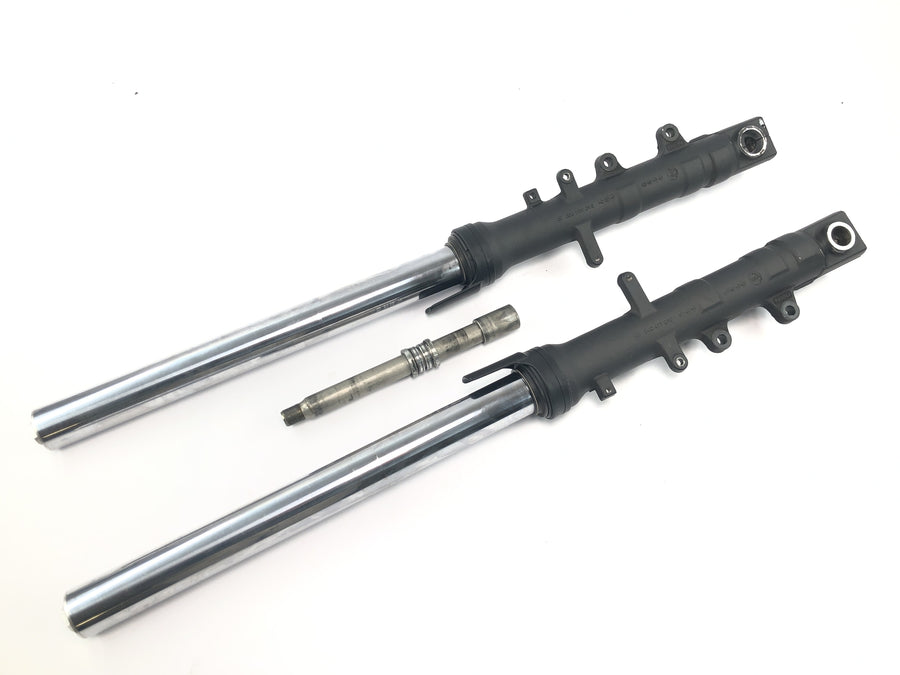 Yamaha MT 03 RM02 [2007] - Garfo telescópico com eixo e tubos de forquilha