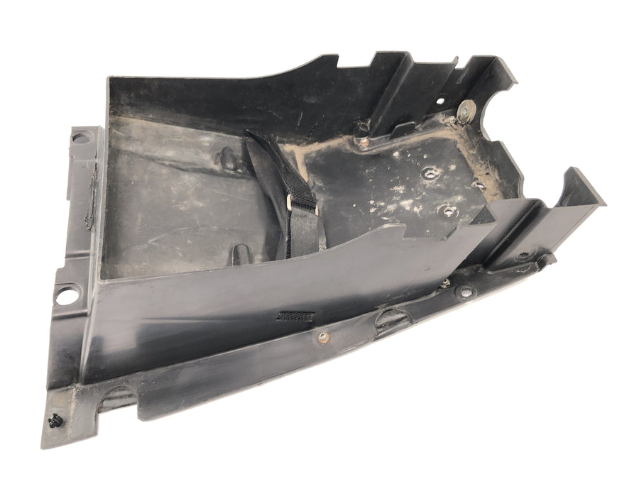Kawasaki ZR7 ZR750F [1999] - Porta-bateria tampa traseira plástica