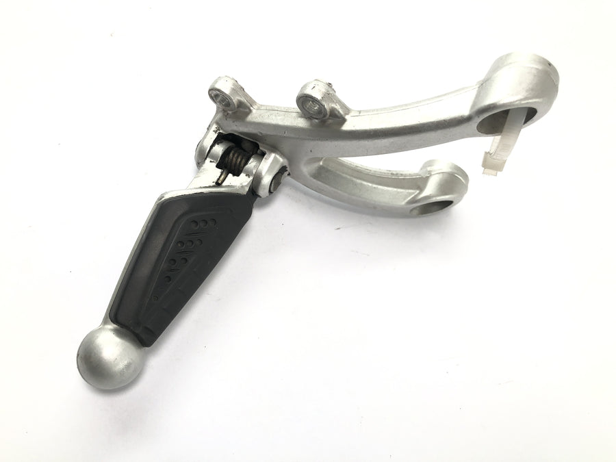 Benelli TNT 1130 [2009] - Sistema de apoio para os pés apoio para os pés direito