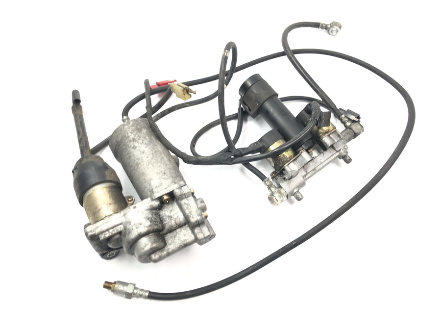 Honda GL 1500 Goldwing SC22 [1987] - Bloco de válvulas da unidade de controle da suspensão a ar do compressor
