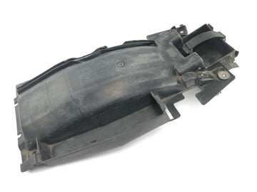 Honda NSR 125 JC20 [1991] - Painel interno do para-lama da roda traseira - 0