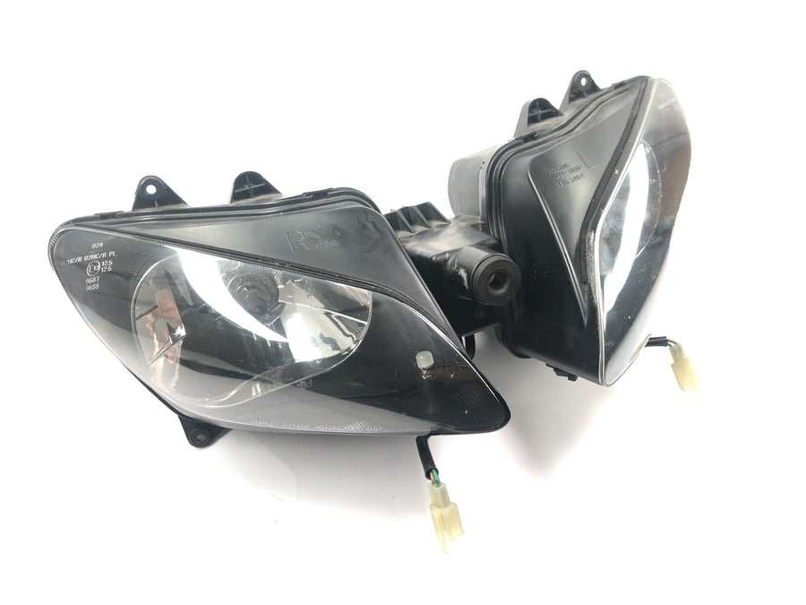 Yamaha YZF R1 RN04 [2001] - Farol dianteiro