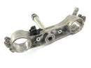 Suzuki GSX R 1000 WVBZ K3 [2003] - ponte do garfo inferior, braçadeira do garfo da ponte inferior da cabeça de direção-5