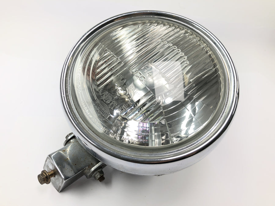 Triumph Speedmaster 900 [2003] - Farol dianteiro com inserção de lâmpada cromada