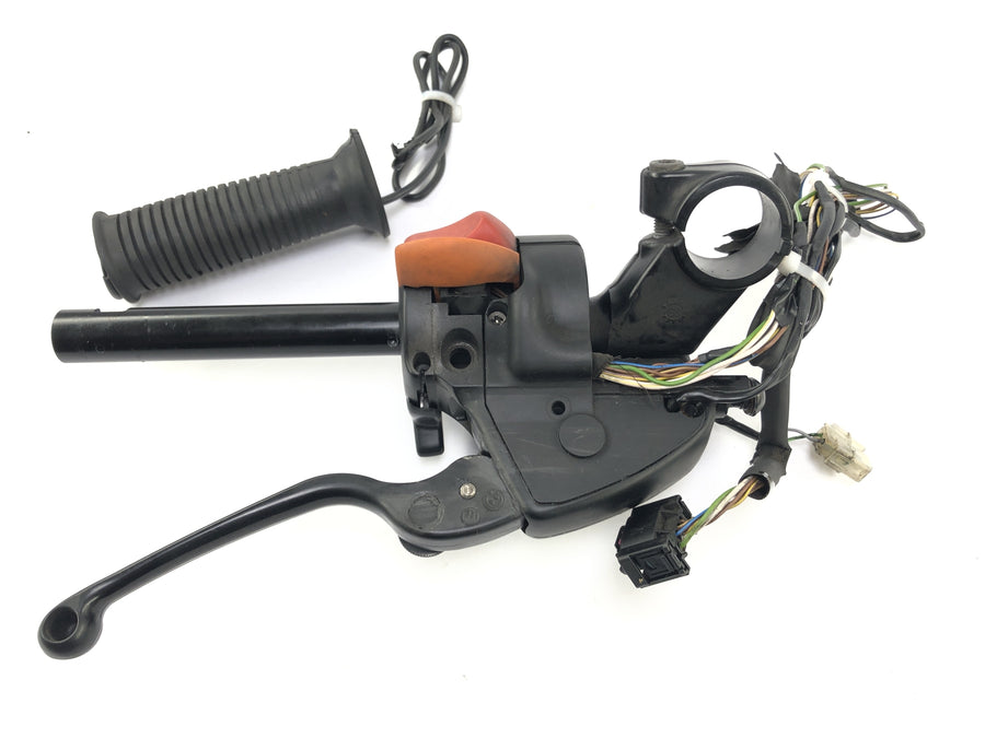 BMW R 1100 S R11S [2005] - Encaixes do guidão à esquerda com um botão de guidão de direção e bomba de embreagem
