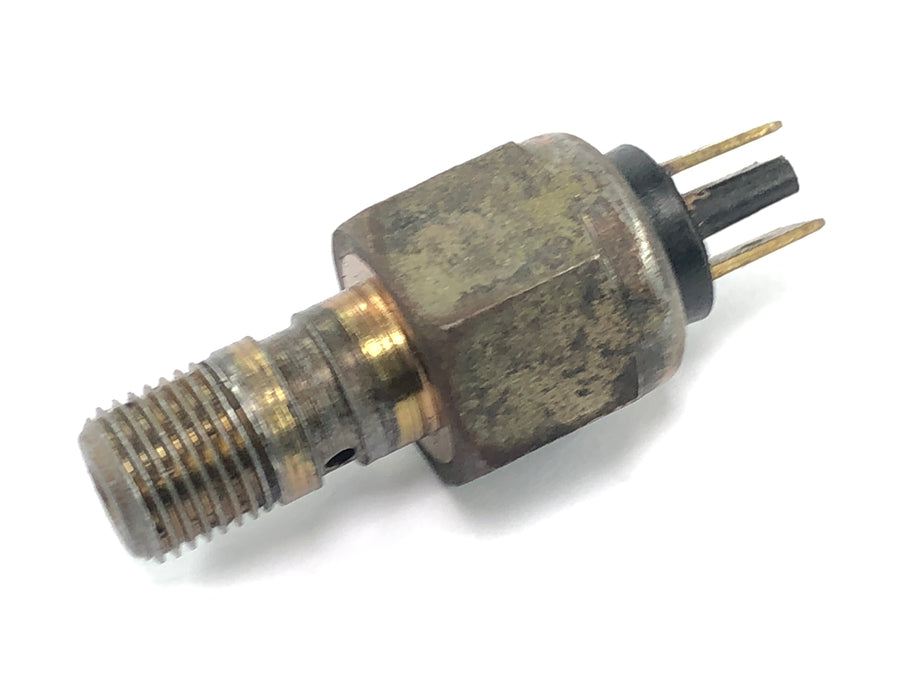Yamaha TT 600 E 4GV [1995] - Interruptor hidráulico do interruptor da luz do freio traseiro
