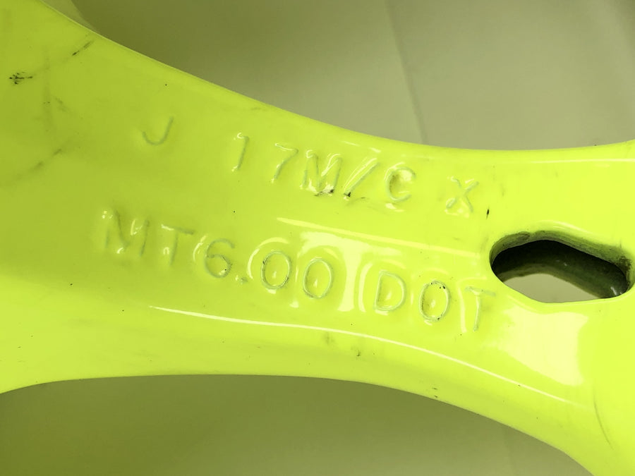 Suzuki GSX R 1000 WVB6 K6 [2006] - aro traseiro amarelo neon 6,00 x 17"