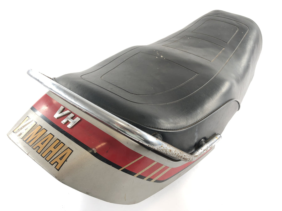 Yamaha XS 400 2A2 [1982] - Banco com uma barra de passageiros