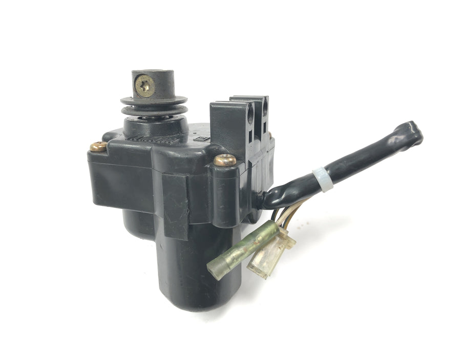 Yamaha YZF R1 RN04 [2001] - Servo motor do motor da aba de exaustão do atuador EXUP