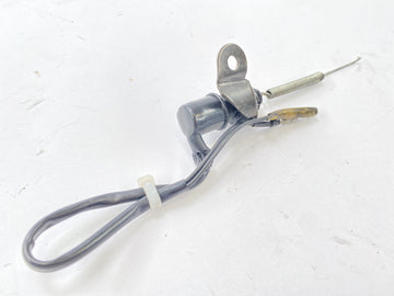 Yamaha XT 600 Z Ténéré 1VJ [1986] - Interruptor da luz de freio na parte traseira