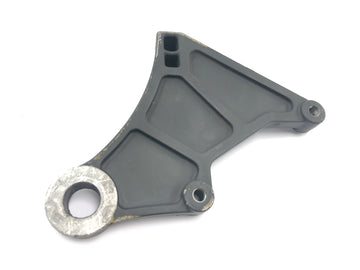 Honda NSR 125 JC20 [1991] - Fixação do freio do suporte da pinça do freio traseiro