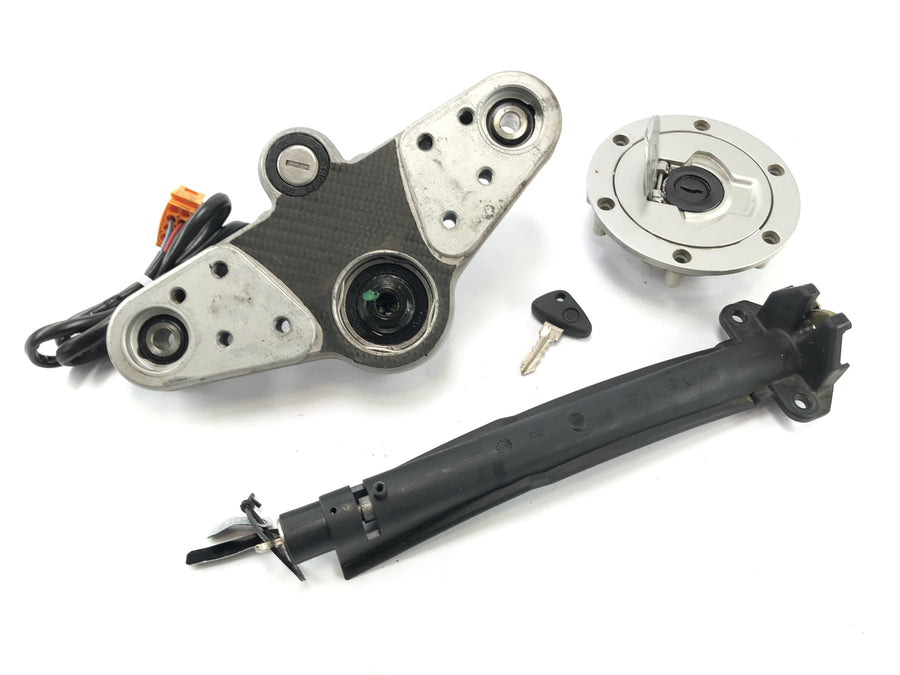 BMW R 1100 RT 259 [1997] - Schlos Set Fork Bridge na trava do tanque superior
