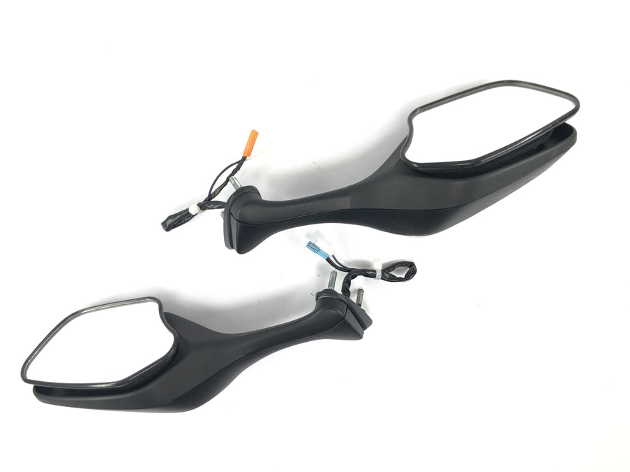 Honda CBR 1000 RR SC59 [2008] - Espelho retrovisor com par de piscas integrados
