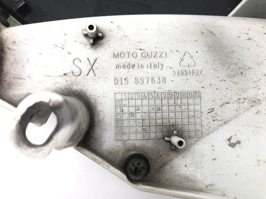 Moto Guzzi Stelvio 1200 8V [2016] - Painel lateral painel lateral esquerdo