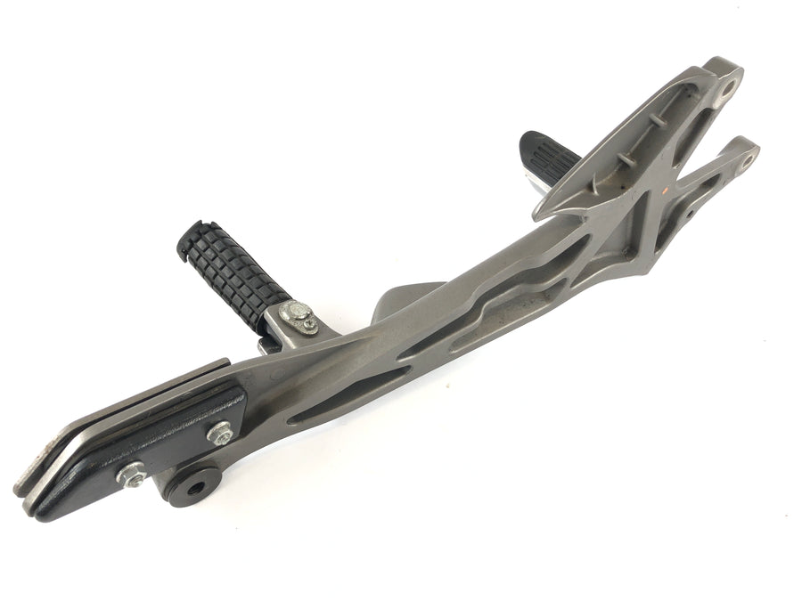 Honda CBF 1000 A SC58 [2006] - Placa de apoio para os pés esquerda