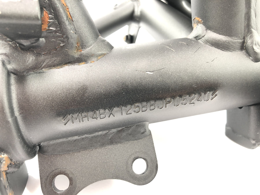 Kawasaki Ninja 125 BX125B [2024] - Cabeça de estrutura com papéis