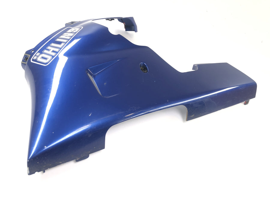 Yamaha YZF R1 RN01 [1998] - revestimento lateral no bug inferior esquerdo, revestindo à esquerda