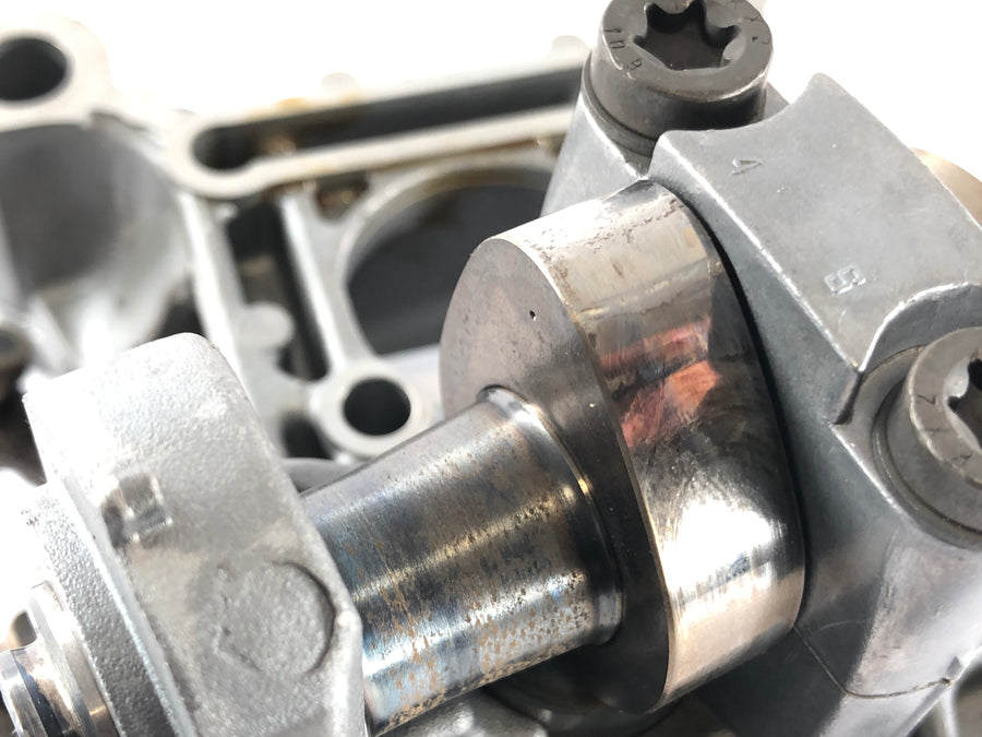 BMW R 1150 R R21 [2002] - Suporte da árvore de cames com árvore de cames à esquerda