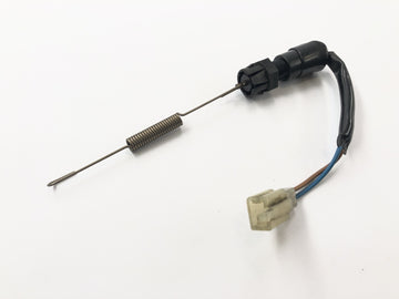 Triumph Daytona 955i T595N [2003] - Interruptor da luz de freio na conexão de mola do sensor traseiro - 0