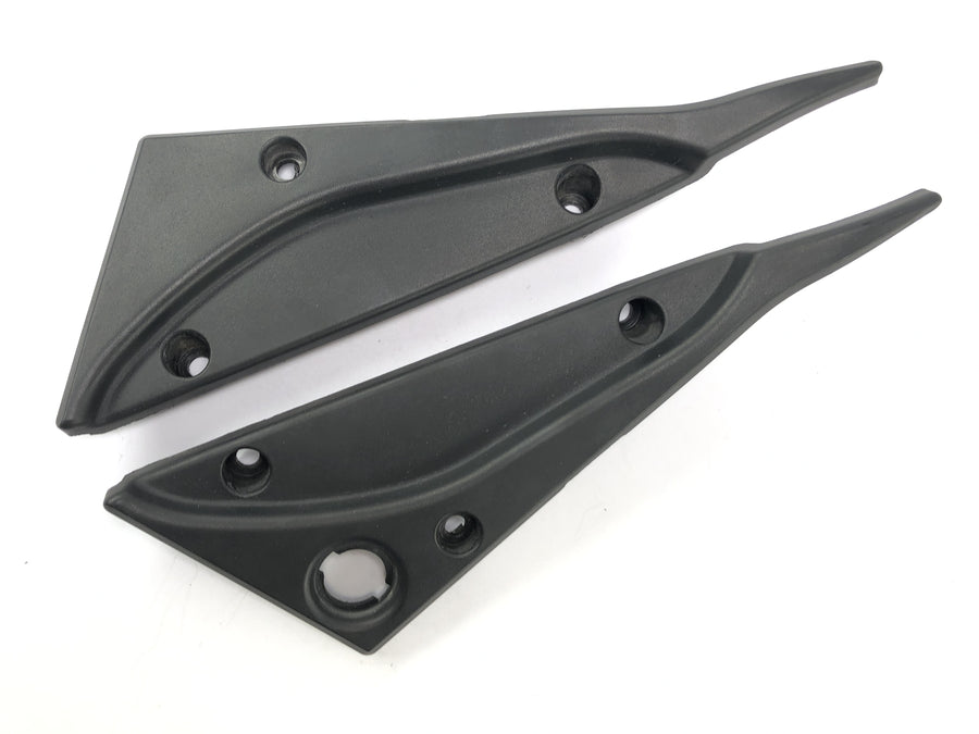 Moto Guzzi Stelvio 1200 4V [2009] - Cover revestimento da moldura de revestimento à esquerda e direita